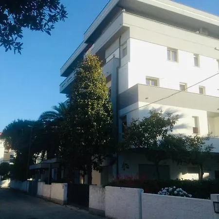 Appartamento Signorile 80Mt Dal Mare Per Famiglie E Animali !!! Prázdninový dům Tortoreto