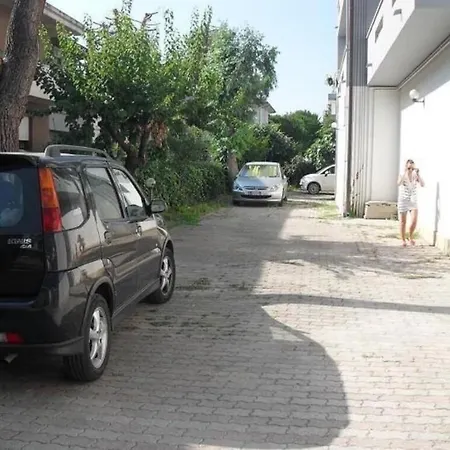 Prázdninový dům Appartamento Signorile 80Mt Dal Mare Per Famiglie E Animali !!!